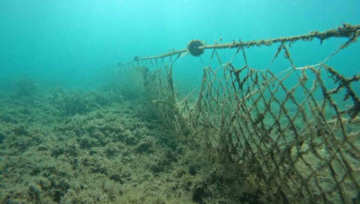 Balıkesir Büyükşehir, denizleri hayalet ağlardan arındırıyor
