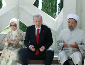 Cumhurbaşkanı Erdoğan: “15 Temmuz’a ‘oyun’ diyenleri kıyamete kadar affetmeyeceğiz”
