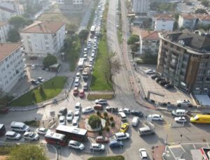 UKOME kararı ile kapatılan yol trafik yoğunluğunu artırdı